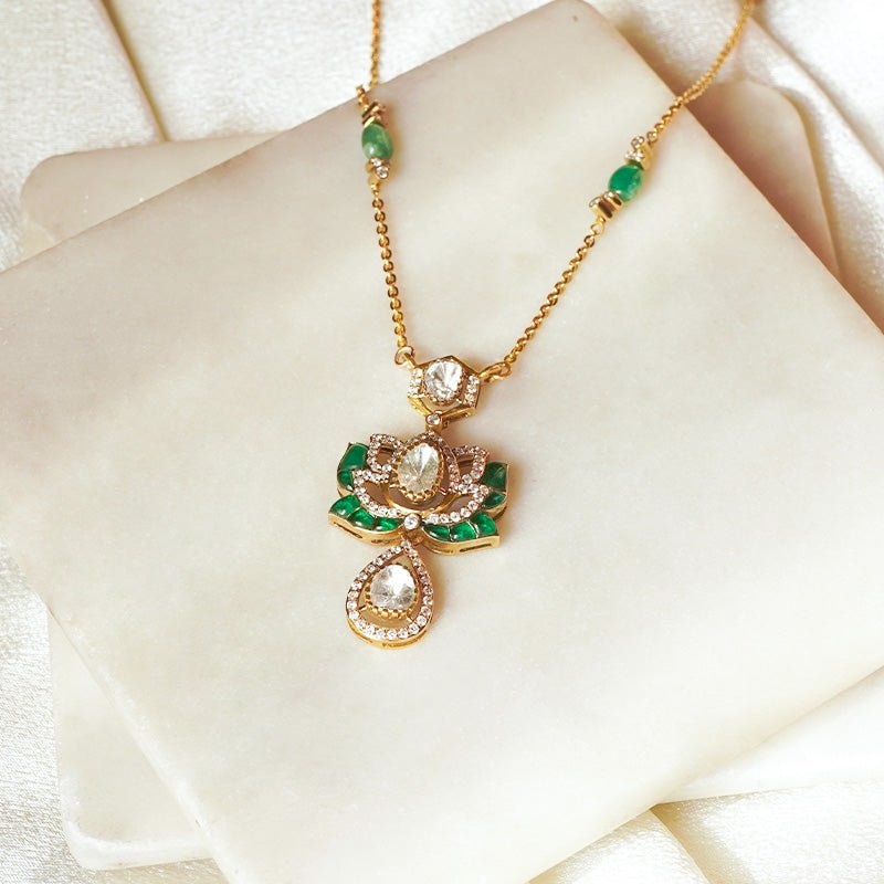 Fine Polki jewelry Lotus Aura necklace in gold and diamond