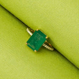 Lone Emerald Ring
