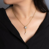 Elara Knot Necklace