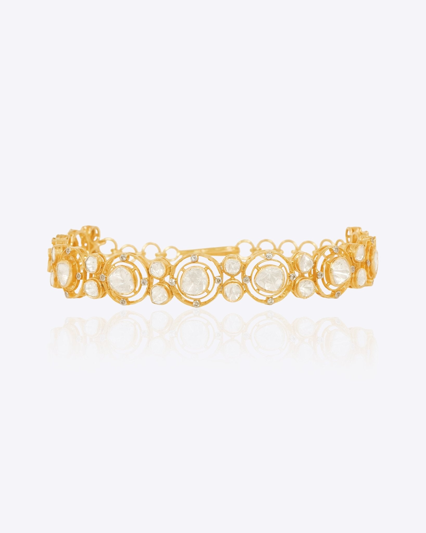 14K gold bracelet with a line-up of Polki diamonds
