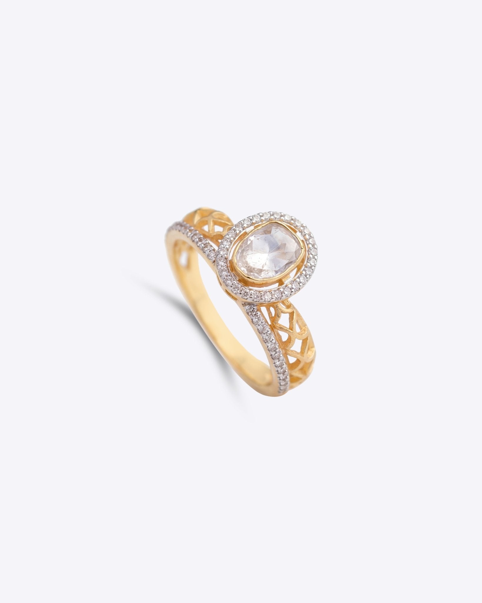 18K gold Polki Moonlit Ring with diamonds inspired by moonlight.