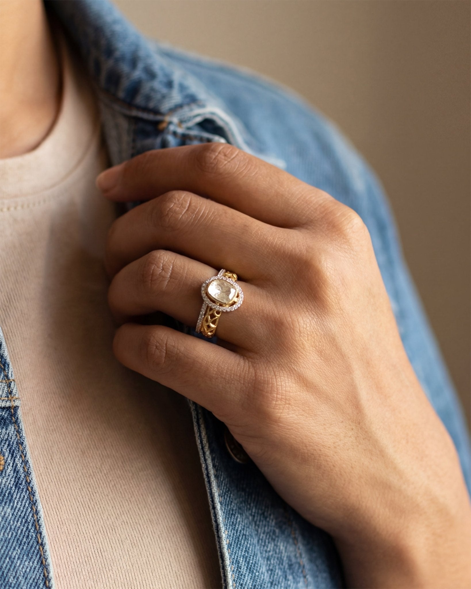 18K gold Polki Moonlit Ring with diamonds inspired by moonlight.