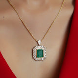 Emerald Éclat Diamond Pendant