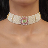 Rose Eclat Choker