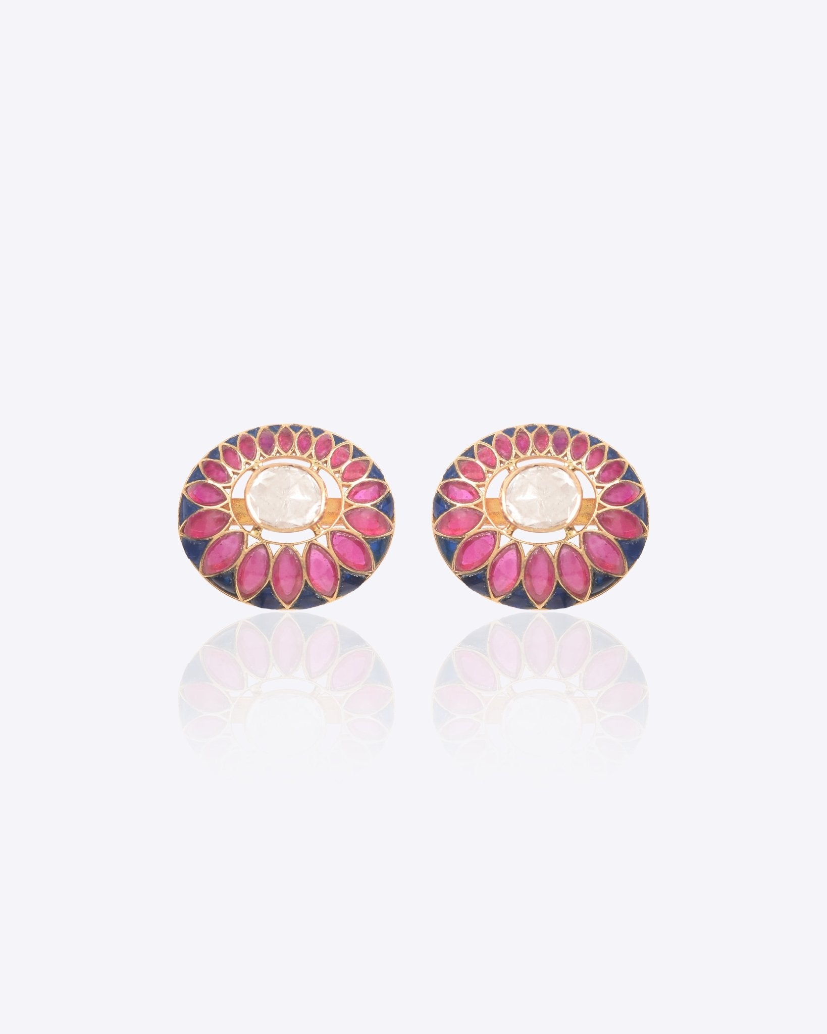 18k gold floral earrings with a Polki diamond centerpiece