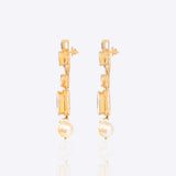 18K gold Pearl & Grace Diamond Polki Earrings with a luminous pearl drop.