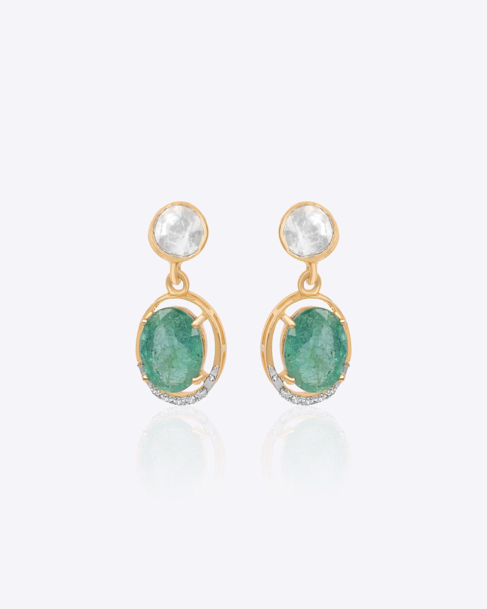 18K gold drop earrings with a Polki centre and emerald accent