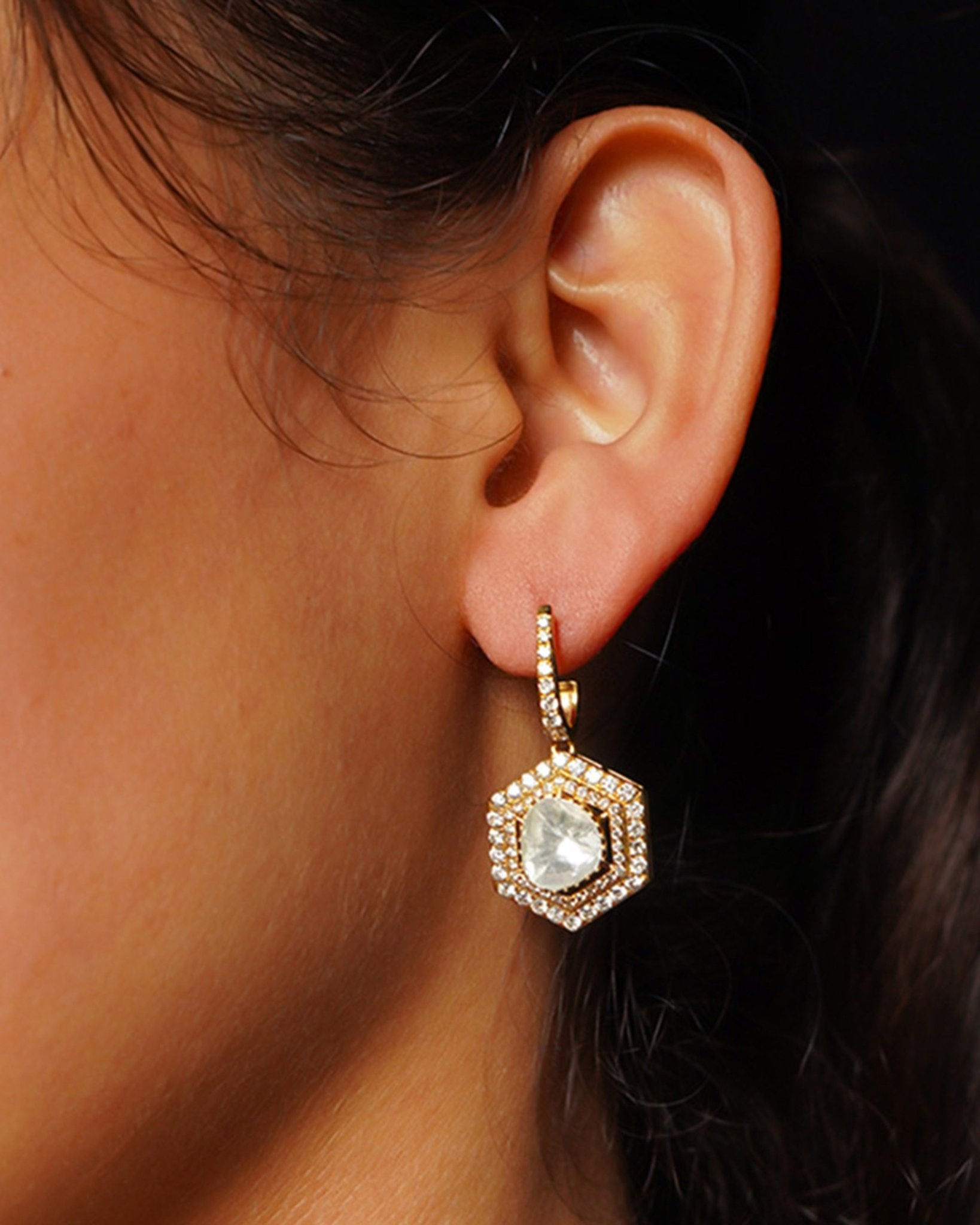 18K gold hoop earrings with Polki and geometric detailing
