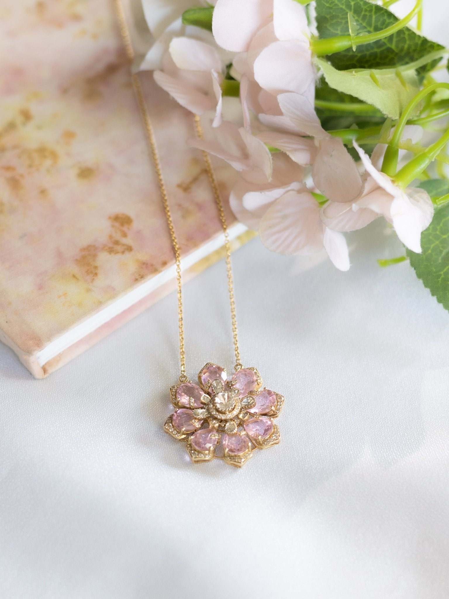 14K gold floral pendant minimal modern Polki fine jewellery design