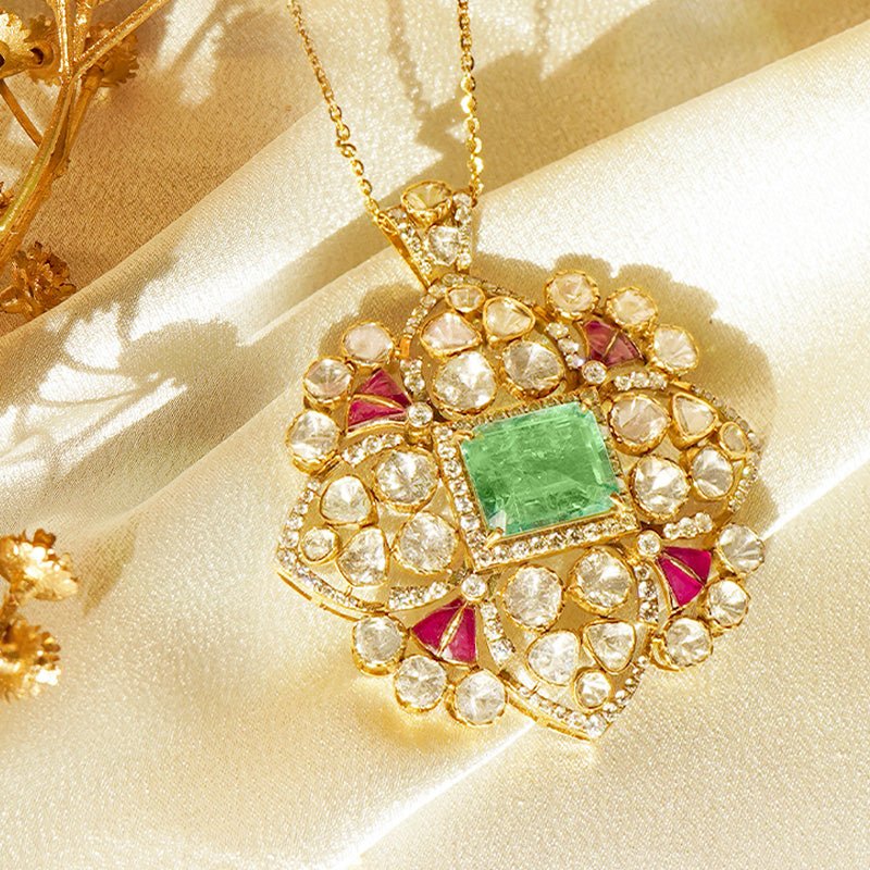 Sorbet Fleur pendant in delicate pastel tones with Polki diamonds