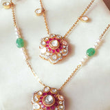 Flower muse Necklace