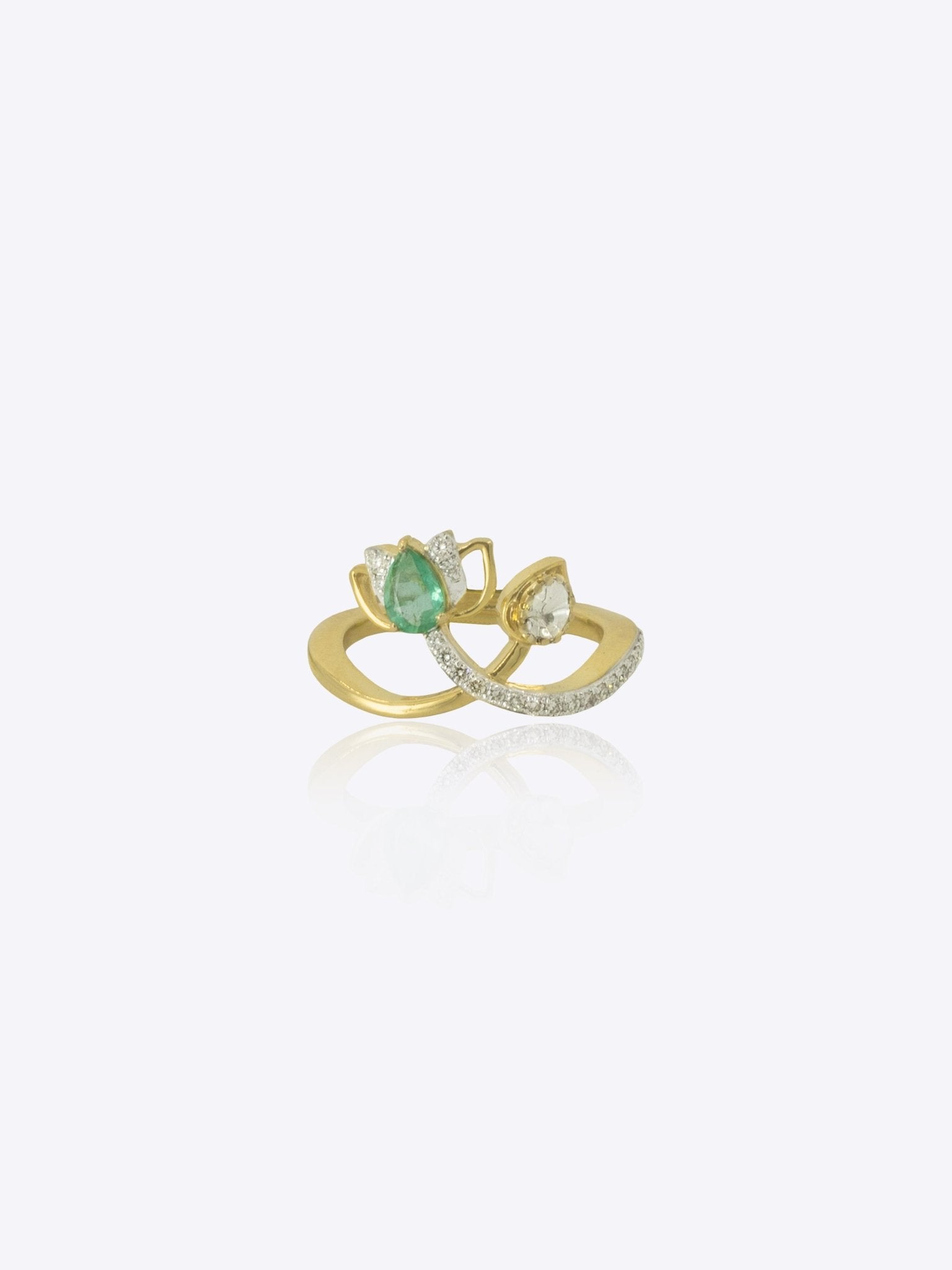 9k gold floral lotus ring with pearl centerpiece and sweeping Polki wings