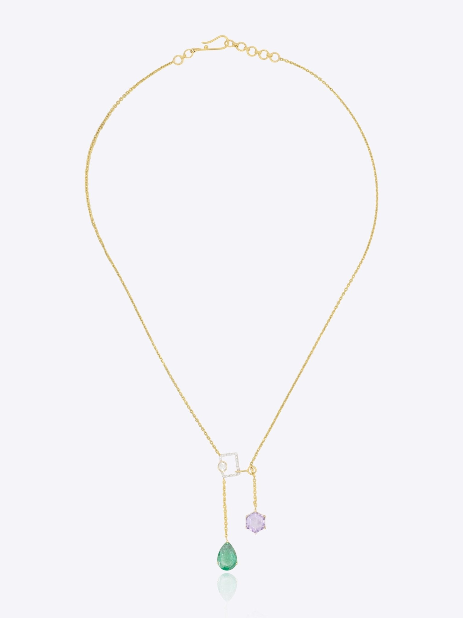 9k gold structured Polki necklace with polished linked detailing and graceful finish