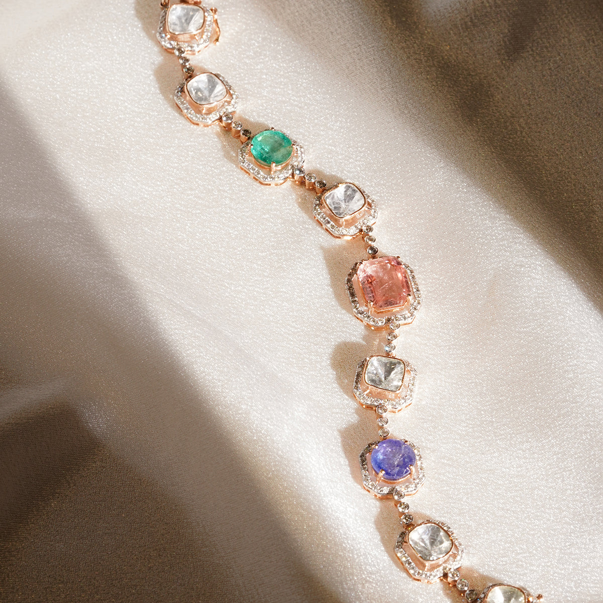 Bracelet in 14k Gold with Colorful Polki Diamonds