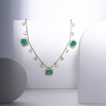 Load image into Gallery viewer, Emerald Dewdrop Polki Pendant

