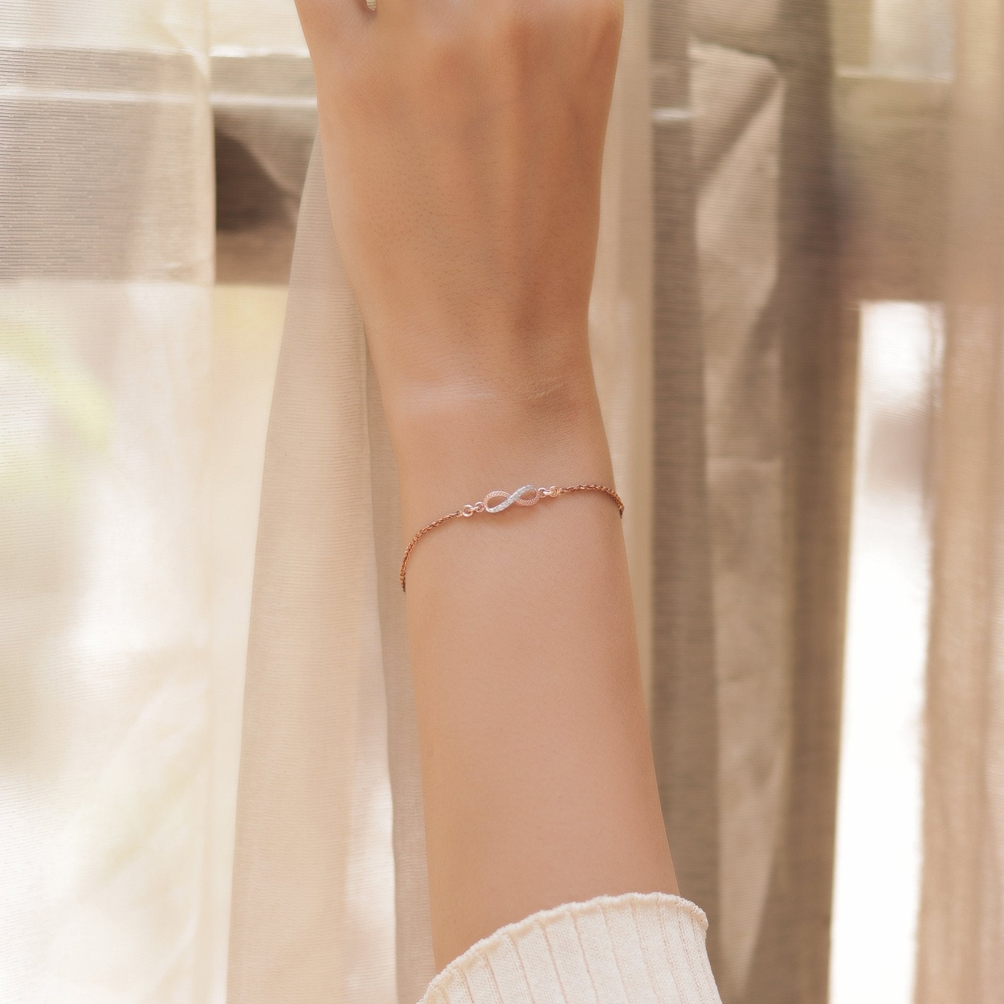 Infinity diamond bracelet with endless diamond sparkle