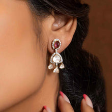 Load image into Gallery viewer, polki diamond earrings
