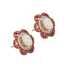 Load image into Gallery viewer, 18 karat gold earrings design
